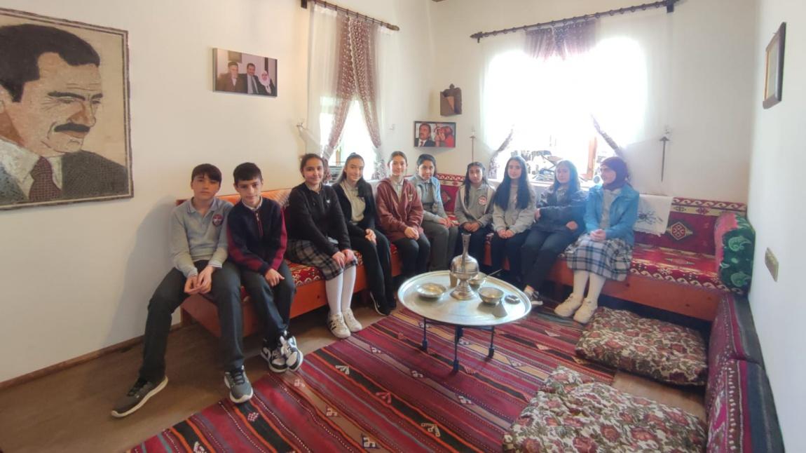 Öğrencilerimizden Muhsin Yazıcıoğlu Anı Evi'ne ziyaret...